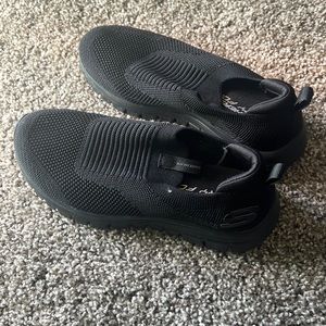 Sketchers work shoes